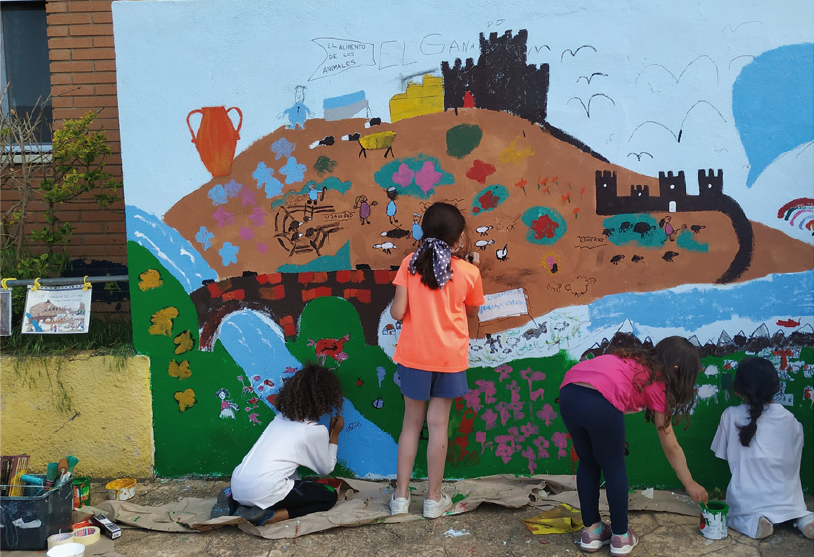 Intervención mural de los alumnos y alumnas de primaria